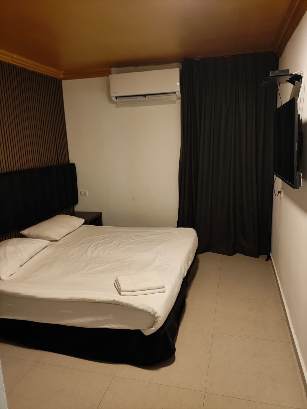 סטודיו סטנדרט ל-2-3 אנשים - לינה לנוער באילת 1