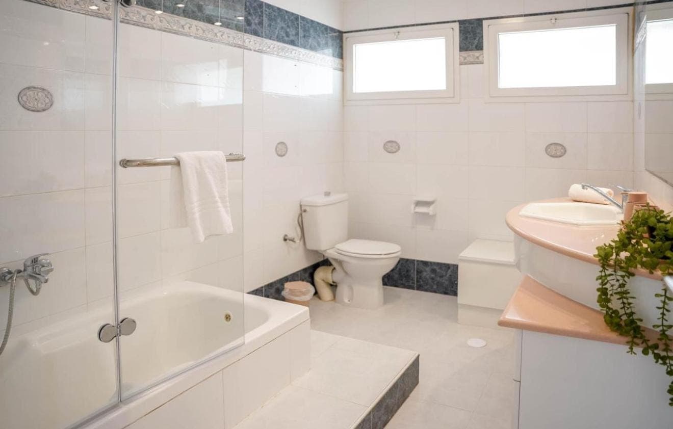 וילה K ל-עד 15 אורחים - לינה לנוער באילת 24